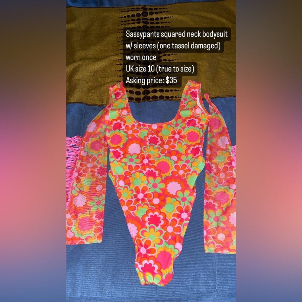 SASSYPANTS X KATIEKAYYYY squared neck bodysuit with sleeves (one tassel damaged)